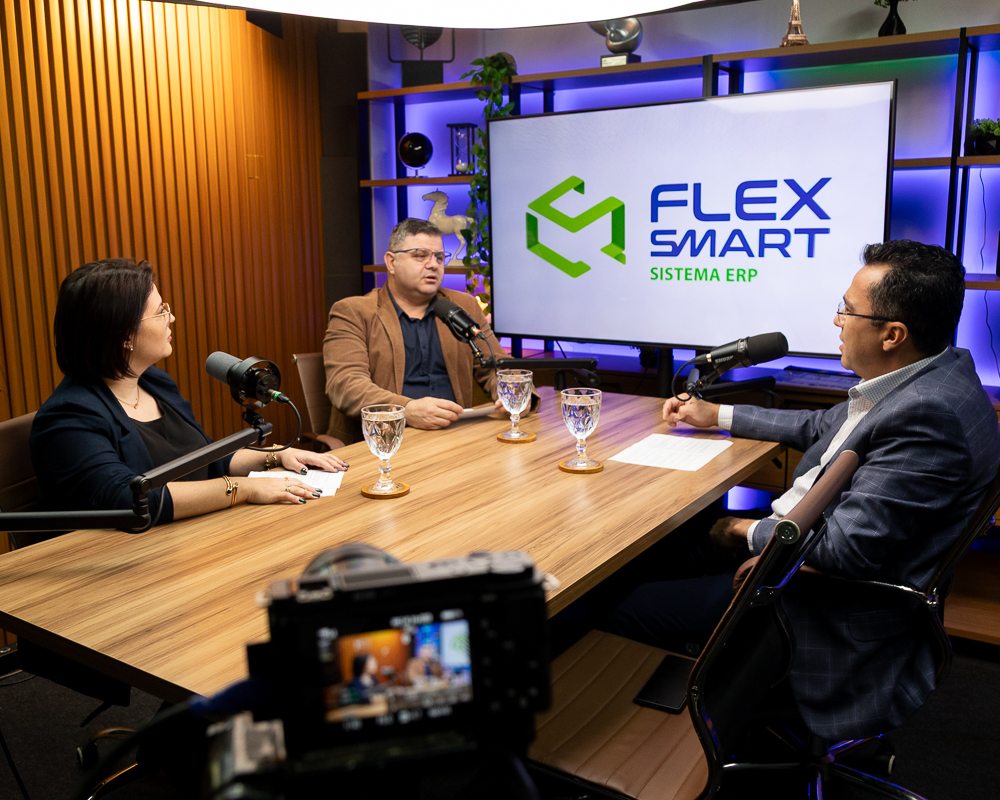 FLEXINSIGHT: IA corporativa e a chegada da Flex Smart no litoral ...